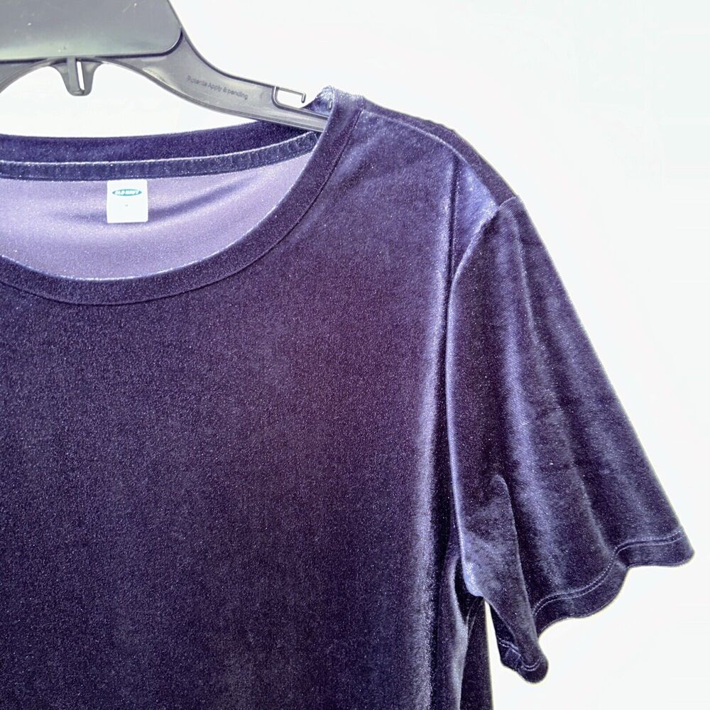 Old Navy Women’s Medium Dark Blue Velour Short Sleeve Top Shirt minimalist glam - Picture 4 of 14